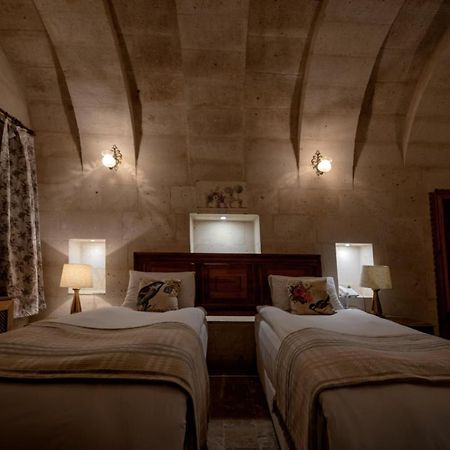 Sinasos Palace Cave Hotel 어굽 외부 사진