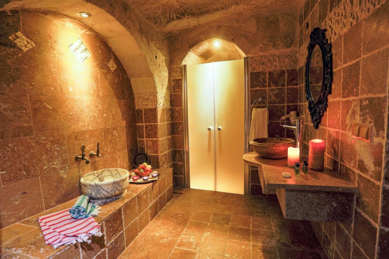 Sinasos Palace Cave Hotel 어굽 외부 사진