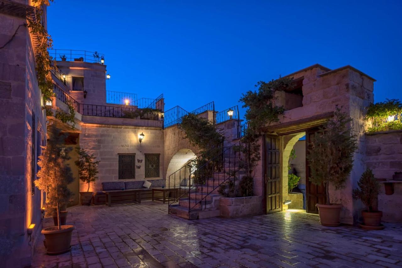 Sinasos Palace Cave Hotel 어굽 외부 사진