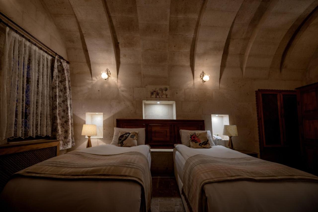 Sinasos Palace Cave Hotel 어굽 외부 사진