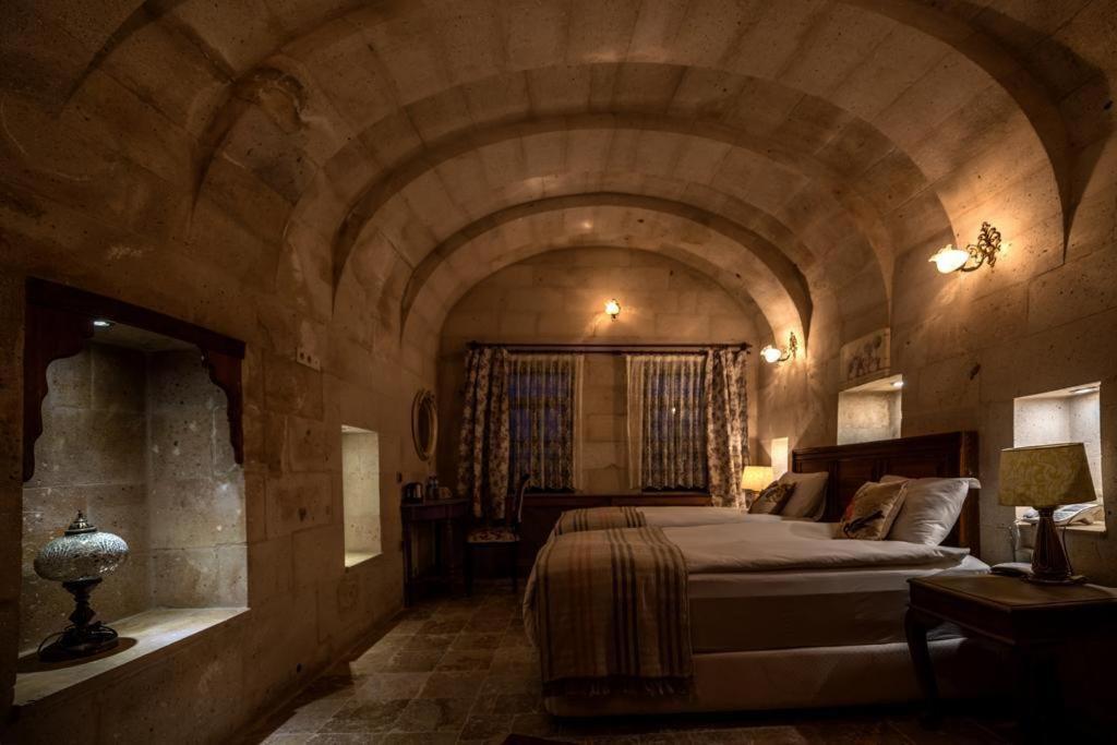 Sinasos Palace Cave Hotel 어굽 외부 사진