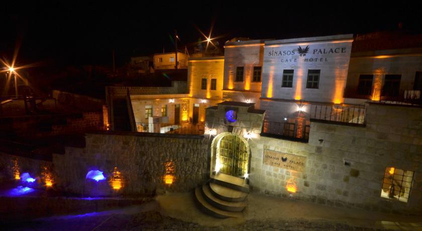 Sinasos Palace Cave Hotel 어굽 외부 사진